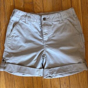 Women's Carhartt brand khaki original fit casual utility shorts. Size 6.